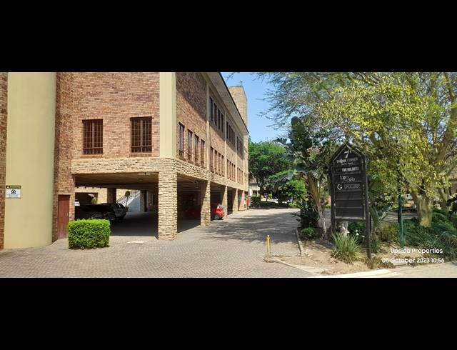 384M² OFFICE TO LET IN WESTVILLE